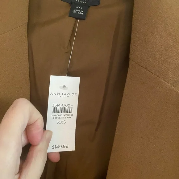 LIMITED TIME OFFER!! NWT_XXS Ann Taylor Blazer - Picture 5 of 6